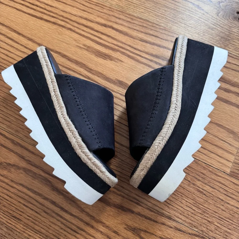 EUC Free People Santorini Espadrille Sandals size 7 black and white